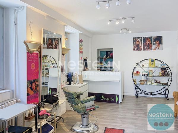 LOCAL Blois 70.90 m2- DIVISIBLE ou a TRANSFORMER EN APPARTEMENT- COEUR DE BLOIS