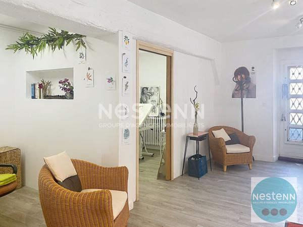 LOCAL Blois 70.90 m2- DIVISIBLE ou a TRANSFORMER EN APPARTEMENT- COEUR DE BLOIS