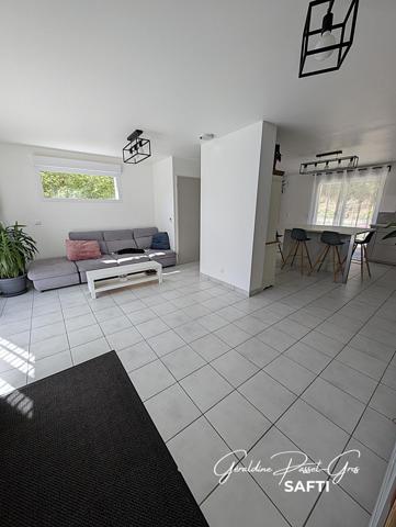 Une maison récente lumineuse et clé en main pour toute la famille