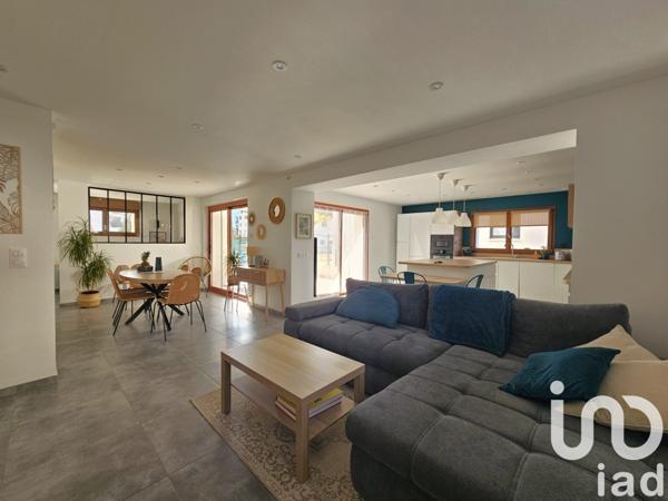 Appartement 4 pièces de 107 m² à Bassens (73000)