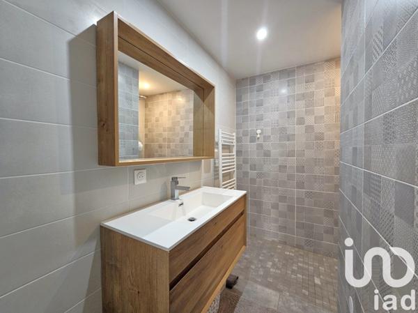 Appartement 4 pièces de 107 m² à Bassens (73000)