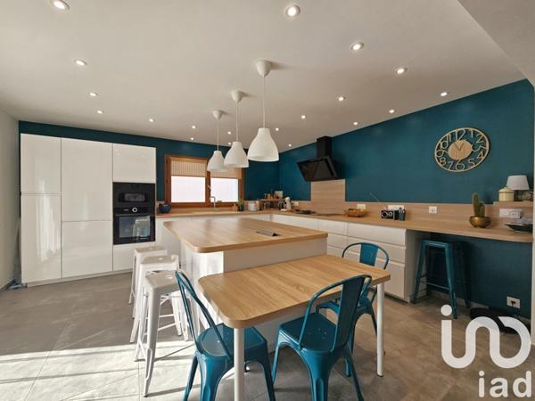 Appartement 4 pièces de 107 m² à Bassens (73000)