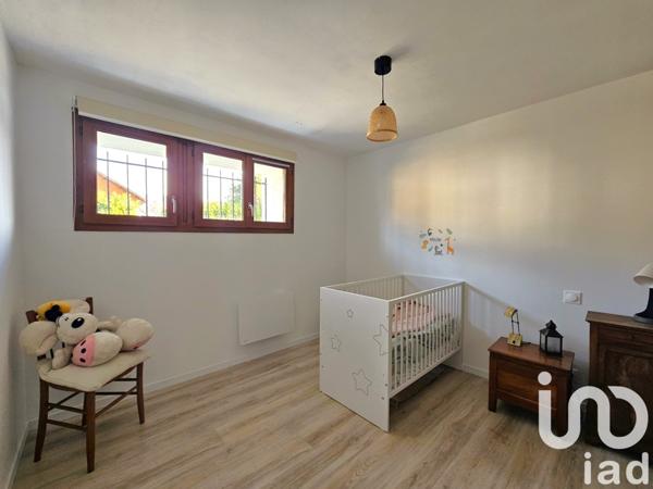 Appartement 4 pièces de 107 m² à Bassens (73000)