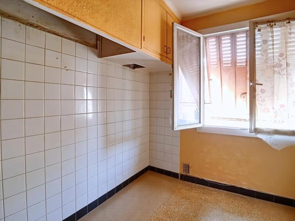 Immeuble de 2 appartements T4 avec jardin