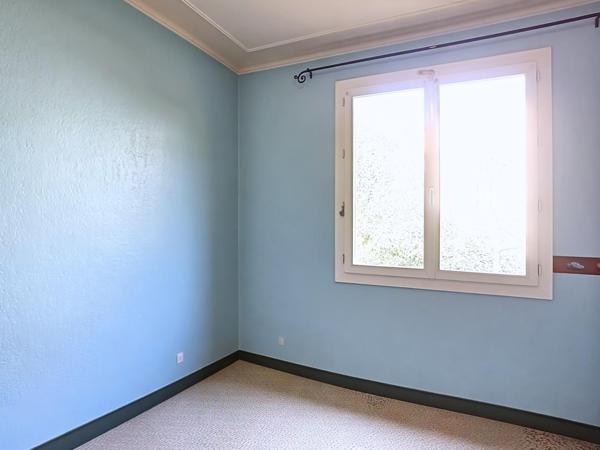 Immeuble de 2 appartements T4 avec jardin