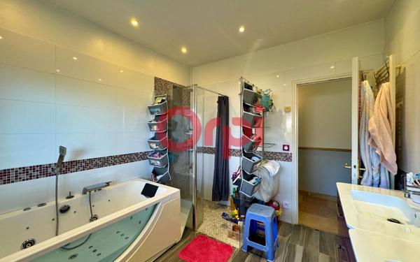 Maison à vendre    16 pièces • 400 m2 Gonesse