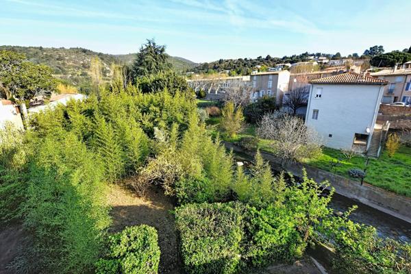 Maison de Maître début XIXème,10 pièces, jardin, garage