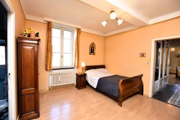 Maison de Maître début XIXème,10 pièces, jardin, garage