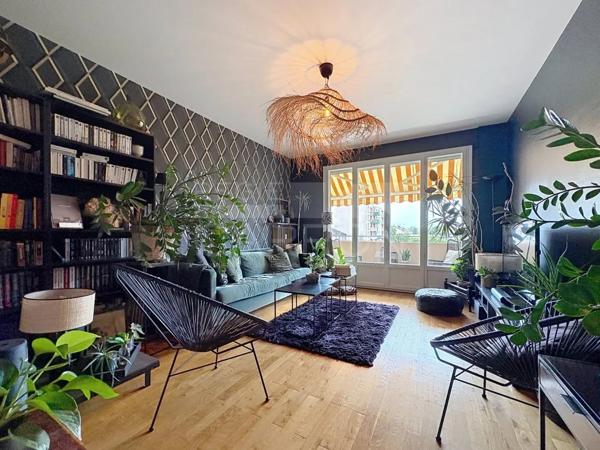 APPARTEMENT T3 A VENDRE - LYON 8EME ARRONDISSEMENT - 68 m 2 - 233 000 €