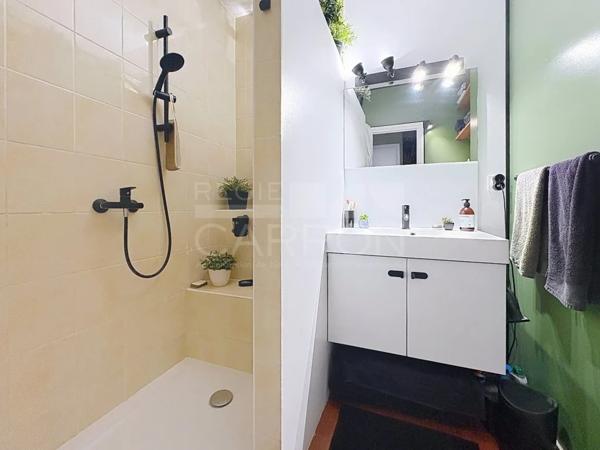 APPARTEMENT T3 A VENDRE - LYON 8EME ARRONDISSEMENT - 68 m 2 - 233 000 €