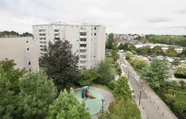 Appartement 2 pièces de 54,77 m2 avec balcon et place de parking en sous-sol