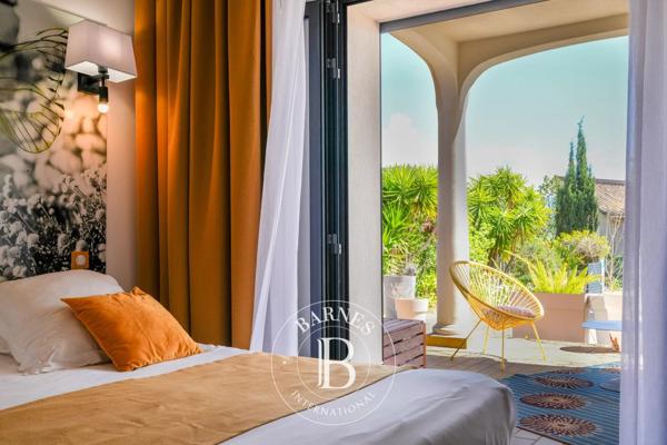 Ajaccio, Villa 8 Chambres -  332 m² à vendre