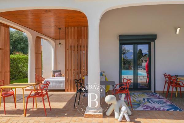Ajaccio, Villa 8 Chambres -  332 m² à vendre