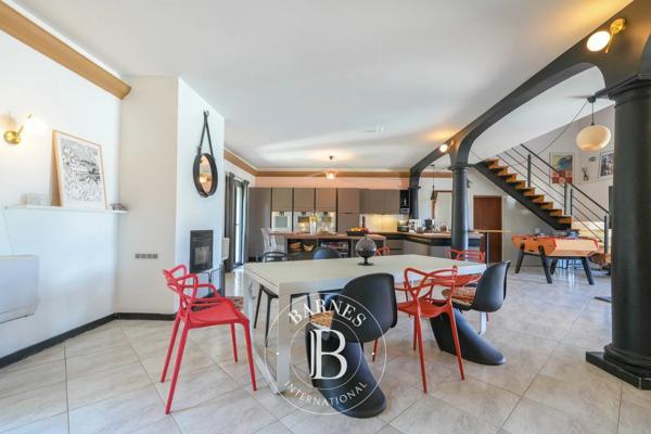 Ajaccio, Villa 8 Chambres -  332 m² à vendre