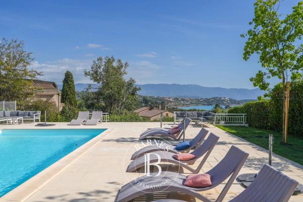 Ajaccio, Villa 8 Chambres -  332 m² à vendre