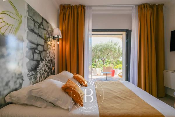 Ajaccio, Villa 8 Chambres -  332 m² à vendre