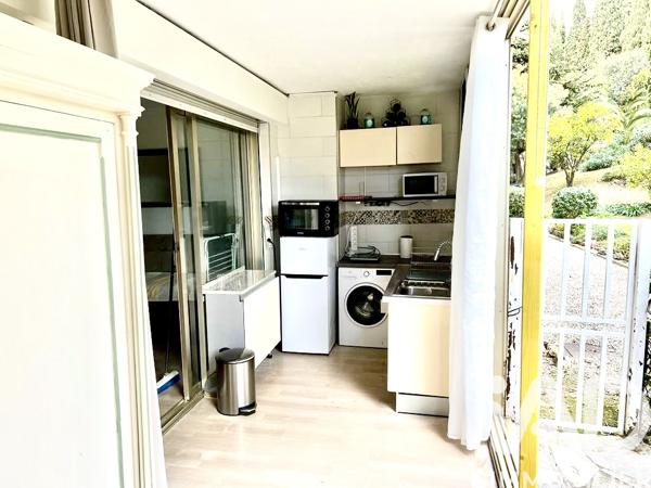 Appartement à vendre 1 pièce 37 m² Cannes-La-Bocca