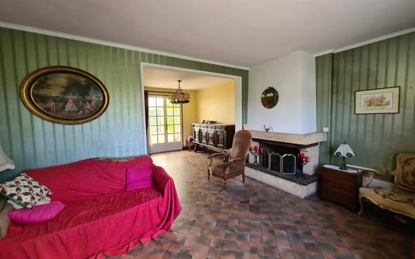 Maison à vendre    5 pièces •  La Norville