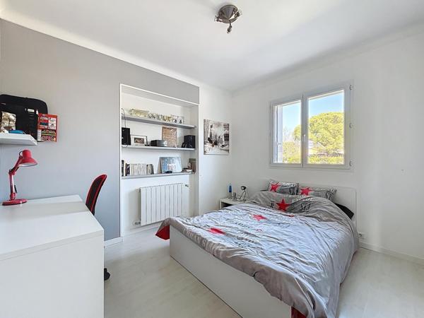 Maison avec dépendance et piscine