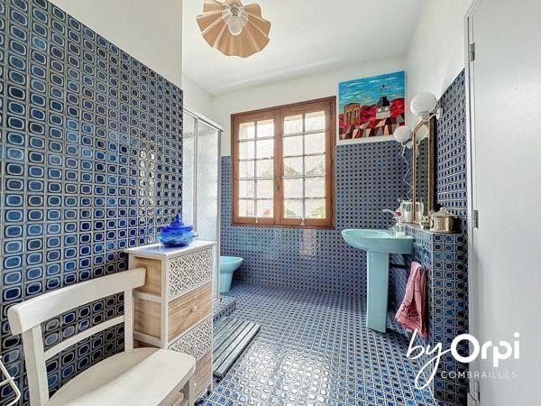 Maison à vendre    10 pièces • 319,72 m2 Montaigut