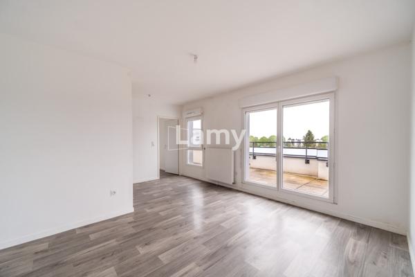 T2 grande terrasse et annexes