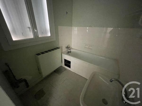 Immeuble à vendre  264,12 m2 PARTHENAY - 79