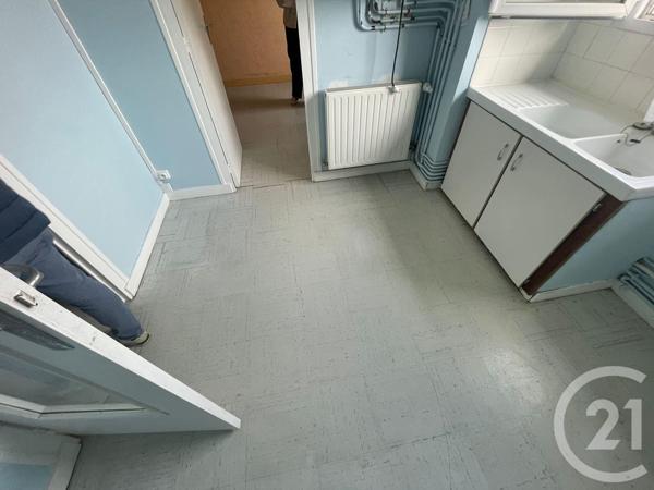 Immeuble à vendre  264,12 m2 PARTHENAY - 79