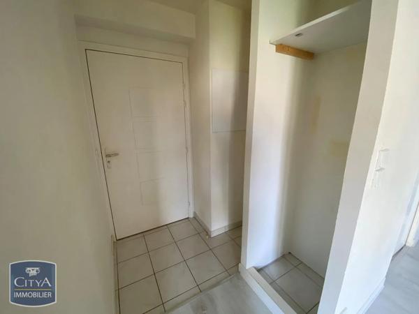 Appartement à louer 1 pièce 34.02m² Villeneuve-sur-Lot (47300)