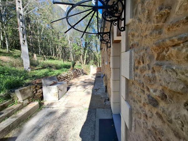 Grande propriété à vendre à Le Buisson-de-Cadouin en Dordogne (24480), ref : 18113/140