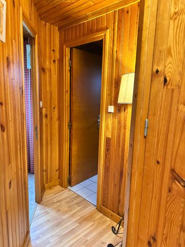 Chalet bois/maison sur terrain de loisirs - idéal pour la location courte durée !