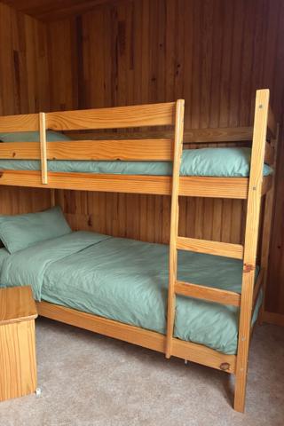 Chalet bois/maison sur terrain de loisirs - idéal pour la location courte durée !