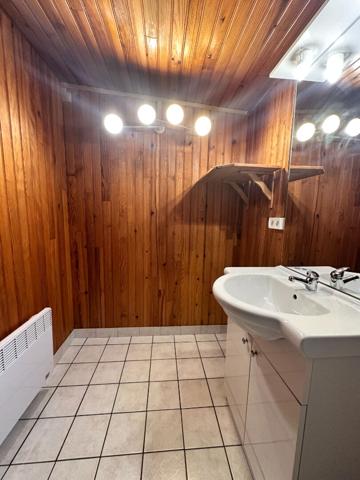 Chalet bois/maison sur terrain de loisirs - idéal pour la location courte durée !