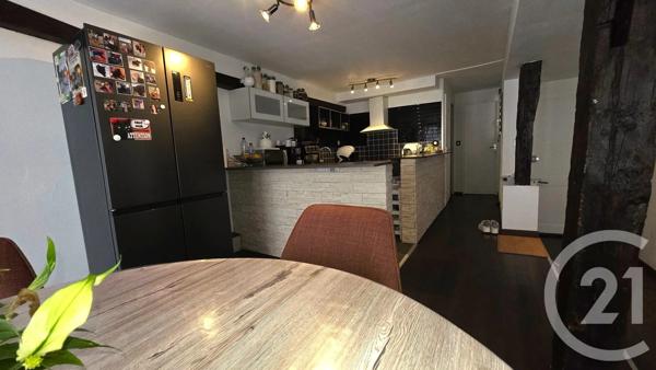 Appartement F3 à vendre  3 pièces - 85 m 2   CHALONS EN CHAMPAGNE  - 51