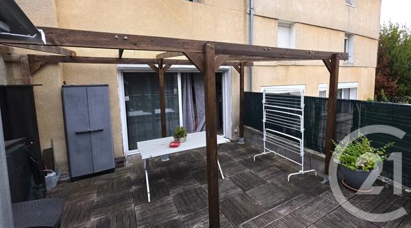 Appartement F3 à vendre  3 pièces - 85 m 2   CHALONS EN CHAMPAGNE  - 51