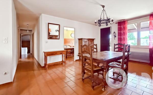 Maison à vendre    1 pièce •  Bollène