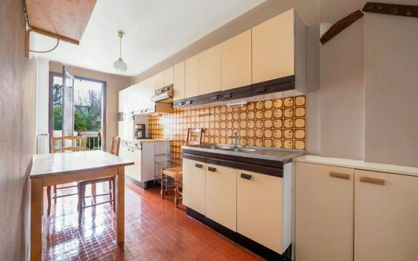 Appartement à vendre    4 pièces • 84 m2 Pantin