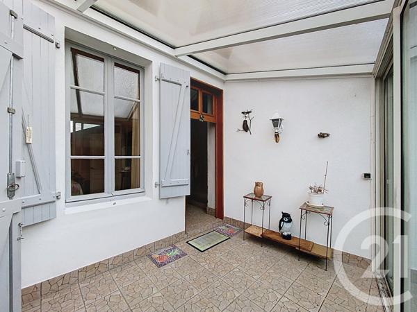 Maison à vendre  12 pièces - 243,40 m2 BROUT VERNET - 03