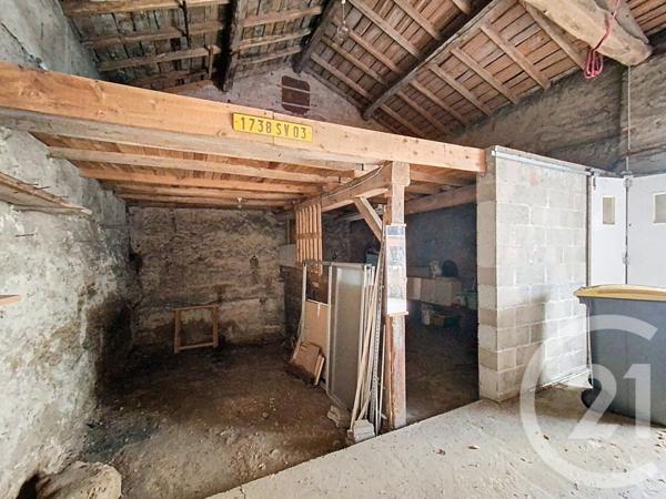 Maison à vendre  12 pièces - 243,40 m2 BROUT VERNET - 03