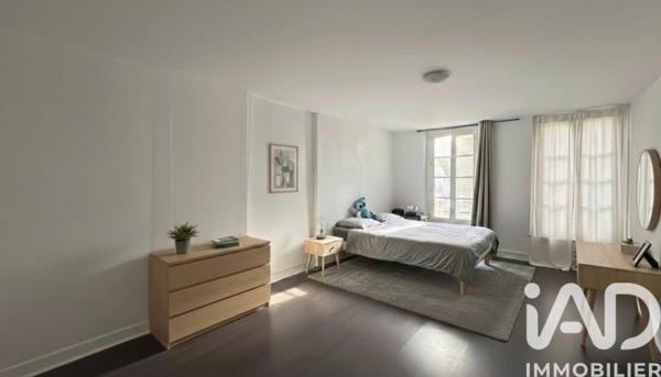 Immeuble à vendre 330 m² Villeneuve-sur-Yonne