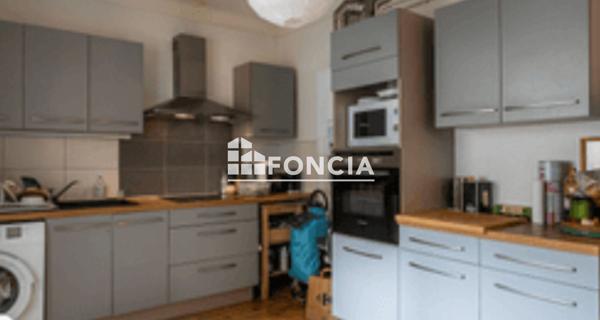 À vendre Appartement 3 pièces 104 m² - Bordeaux 33000