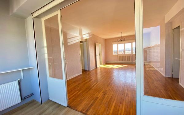 Appartement à louer    4 pièces •  Périgueux