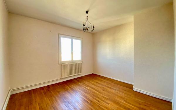 Appartement à louer    4 pièces •  Périgueux