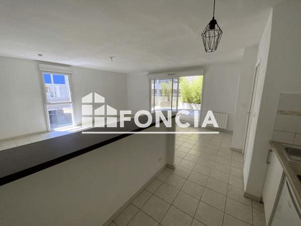 Location Appartement 2 pièces 48.1 m² - 78 BIS AVENUE JEAN JAURES Nimes 30000