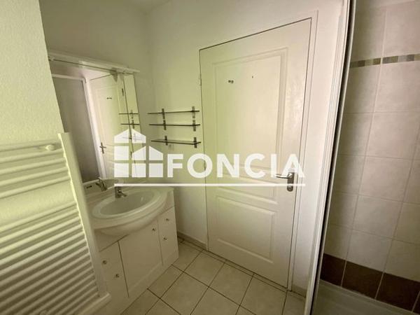 Location Appartement 2 pièces 48.1 m² - 78 BIS AVENUE JEAN JAURES Nimes 30000