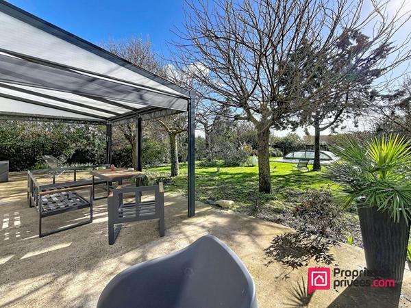 Marsilly - Maison familiale de plain pied de 131m2 sur parcelle de 1000m2 - Piscine - 2 Garages