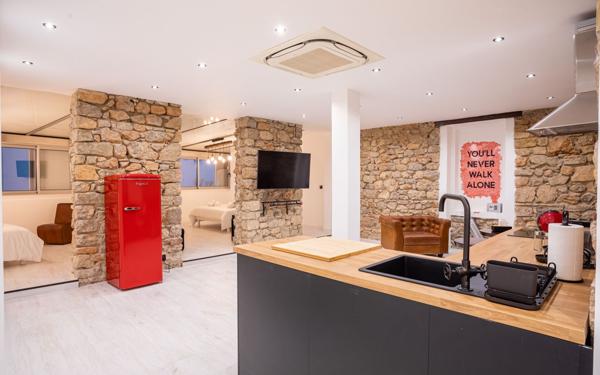 Appartement à vendre    3 pièces • 87 m2 Cannes