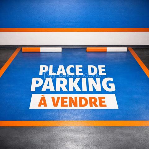 Située au sein de la résidence sécurisée Les Moutiers , en bas de la médiathèque de Deuil-la- barre , cette place de parking en sous-sol constitue une excellente opportunité pour stationner votre véhicule en toute sérénité . 

- Les atouts : 
- Résidence sécurisée avec accès controlé .
- Place en sous-sol .
- Emplacement recherché , à proximité immédiate de la médiathèque et des commodités . 
- Place non boxa le , idéale pour un usage personnel ou un investissement .