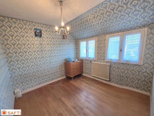 Maison idéalement placée proche écoles et commerces