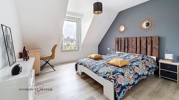 Maison - 8 Pièces - 121m2