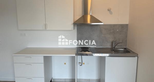 Location Studio 33.4 m² - Juvisy-sur-orge 91260
